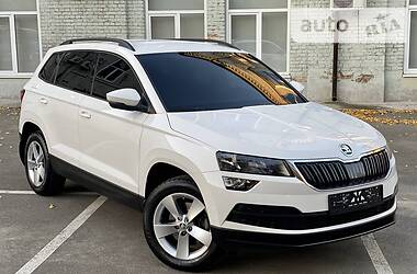 Внедорожник / Кроссовер Skoda Karoq 2018 в Киеве