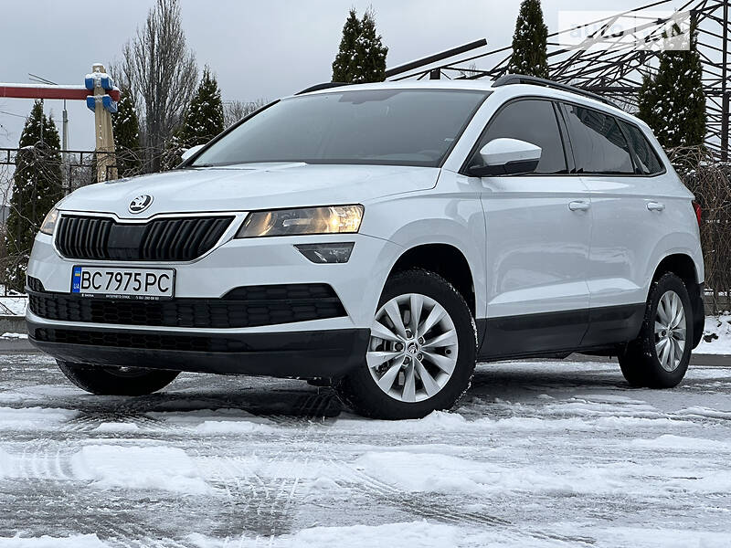 Внедорожник / Кроссовер Skoda Karoq 2018 в 