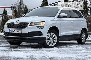 Внедорожник / Кроссовер Skoda Karoq 2018 в 