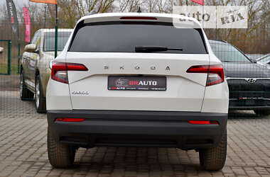 Внедорожник / Кроссовер Skoda Karoq 2020 в 