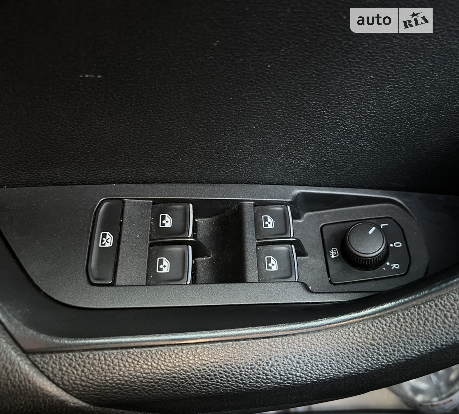2018 Skoda Karoq - мініатюра 14