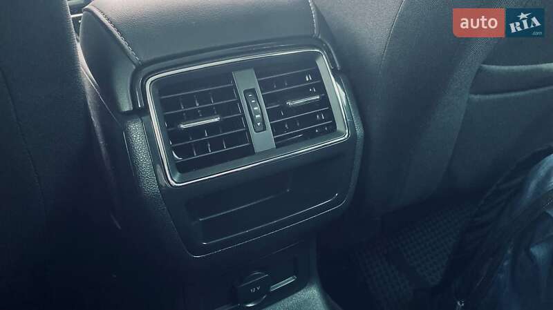 Позашляховик / Кросовер Skoda Karoq 2019 в Києві