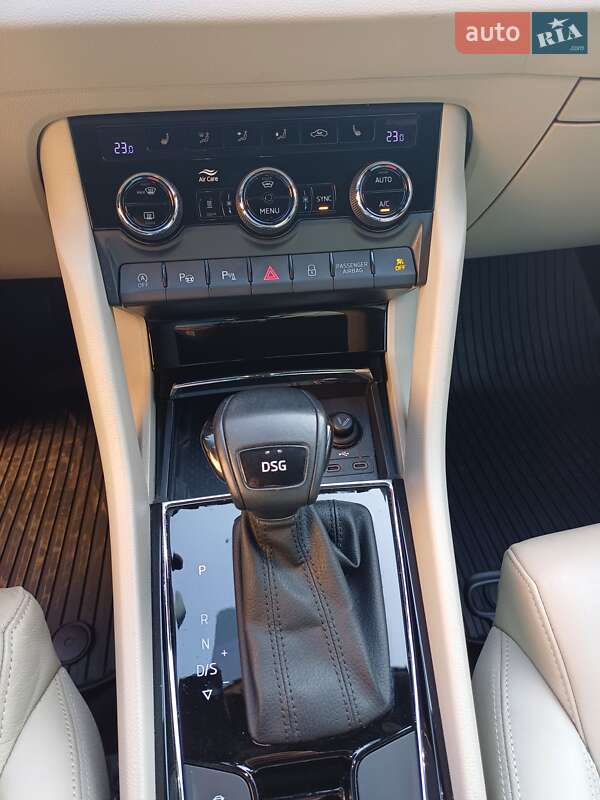 Позашляховик / Кросовер Skoda Karoq 2020 в Ужгороді