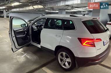 Внедорожник / Кроссовер Skoda Karoq 2018 в 