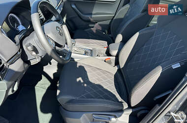 Внедорожник / Кроссовер Skoda Karoq 2020 в 