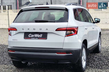 Внедорожник / Кроссовер Skoda Karoq 2021 в 