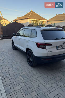 Внедорожник / Кроссовер Skoda Karoq 2018 в 