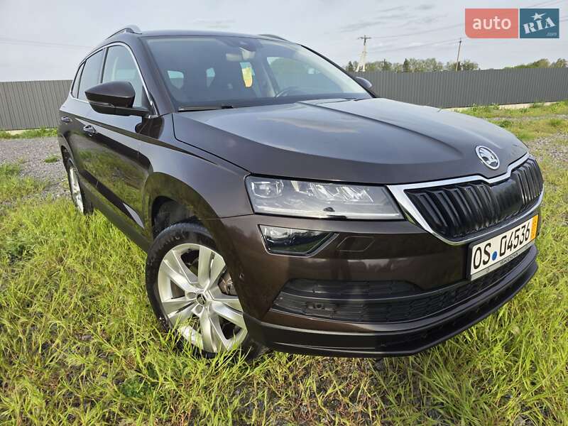 Внедорожник / Кроссовер Skoda Karoq 2017 в 