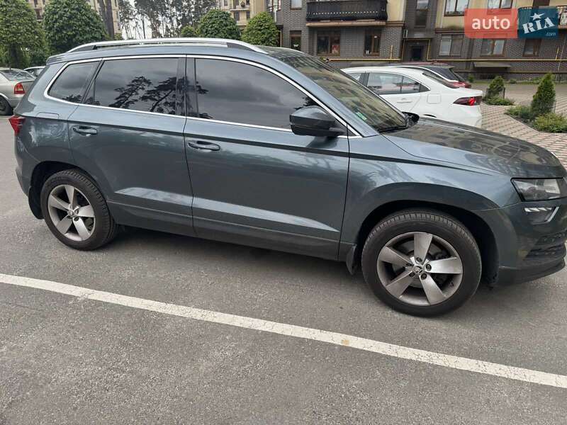 Позашляховик / Кросовер Skoda Karoq 2018 в Бучі