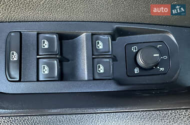 Внедорожник / Кроссовер Skoda Karoq 2020 в 