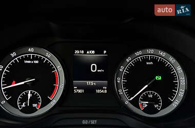 Внедорожник / Кроссовер Skoda Karoq 2021 в 