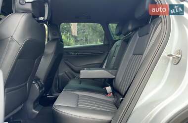 Внедорожник / Кроссовер Skoda Karoq 2024 в 