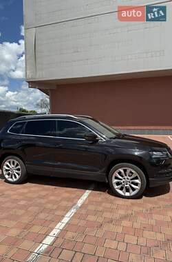 Внедорожник / Кроссовер Skoda Karoq 2017 в 