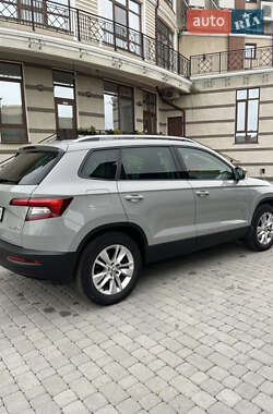 Позашляховик / Кросовер Skoda Karoq 2018 в 