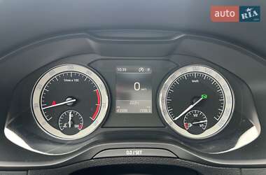 Внедорожник / Кроссовер Skoda Karoq 2022 в 