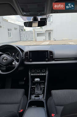 Внедорожник / Кроссовер Skoda Karoq 2021 в 