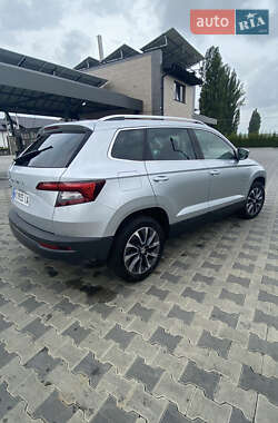 Внедорожник / Кроссовер Skoda Karoq 2020 в 