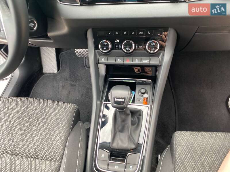 Позашляховик / Кросовер Skoda Karoq 2022 в Ужгороді