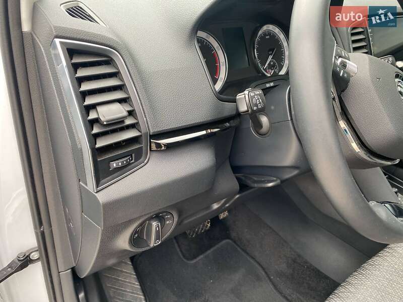 Позашляховик / Кросовер Skoda Karoq 2022 в Ужгороді