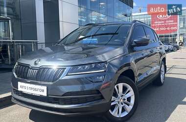 Внедорожник / Кроссовер Skoda Karoq 2021 в Киеве