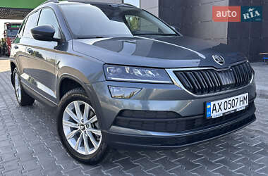 Внедорожник / Кроссовер Skoda Karoq 2019 в Днепре