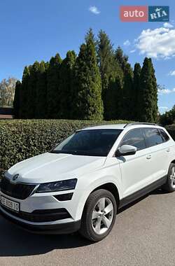 Внедорожник / Кроссовер Skoda Karoq 2018 в 