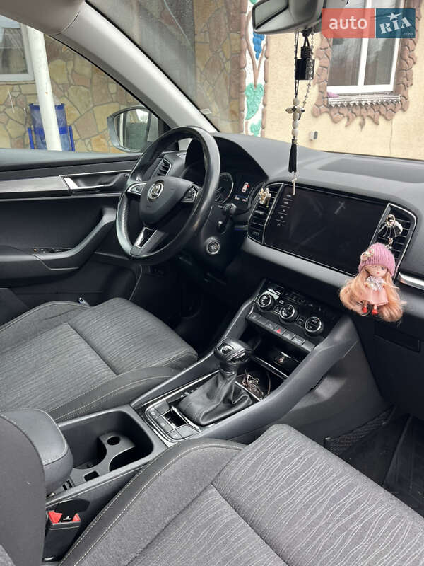 Позашляховик / Кросовер Skoda Karoq 2018 в Гусятині фото 25 Позашляховик / Кросовер Skoda Karoq 2018 в Гусятині