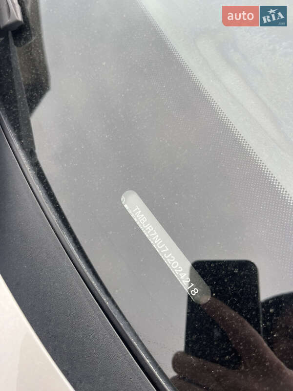 Позашляховик / Кросовер Skoda Karoq 2018 в Гусятині фото 48 Позашляховик / Кросовер Skoda Karoq 2018 в Гусятині