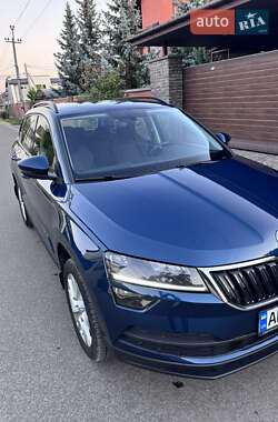 Внедорожник / Кроссовер Skoda Karoq 2021 в Киеве