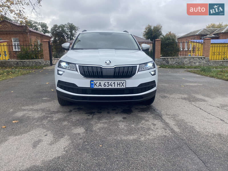 Внедорожник / Кроссовер Skoda Karoq 2022 в Краснограде