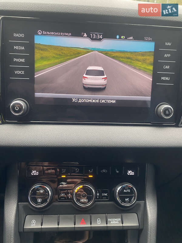 Внедорожник / Кроссовер Skoda Karoq 2022 в Краснограде