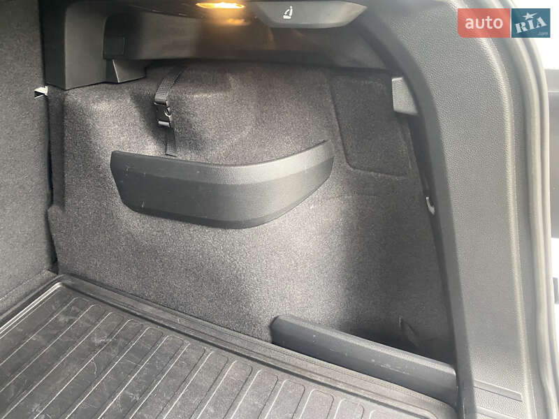 Внедорожник / Кроссовер Skoda Karoq 2022 в Краснограде