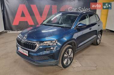 Внедорожник / Кроссовер Skoda Karoq 2023 в Киеве