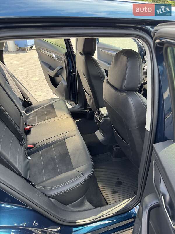 Позашляховик / Кросовер Skoda Karoq 2022 в Ужгороді