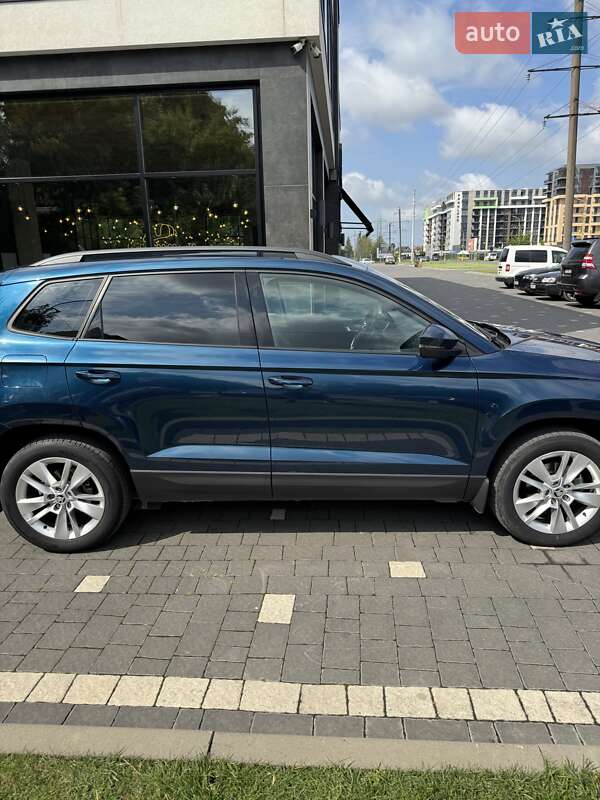 Позашляховик / Кросовер Skoda Karoq 2022 в Ужгороді