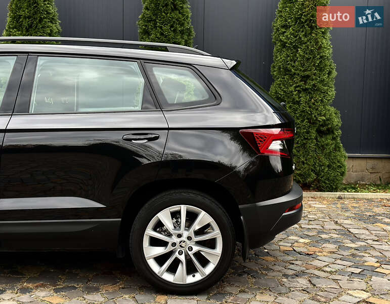 Внедорожник / Кроссовер Skoda Karoq 2021 в Мукачево