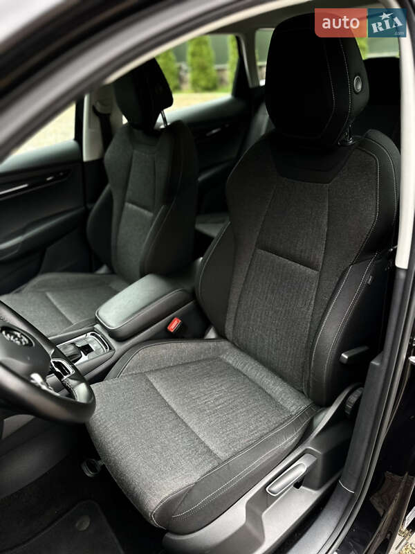 Внедорожник / Кроссовер Skoda Karoq 2021 в Мукачево