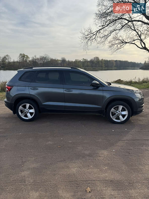 Внедорожник / Кроссовер Skoda Karoq 2018 в Коростене