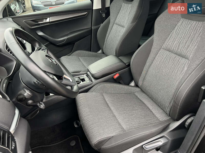 Внедорожник / Кроссовер Skoda Karoq 2021 в Луцке