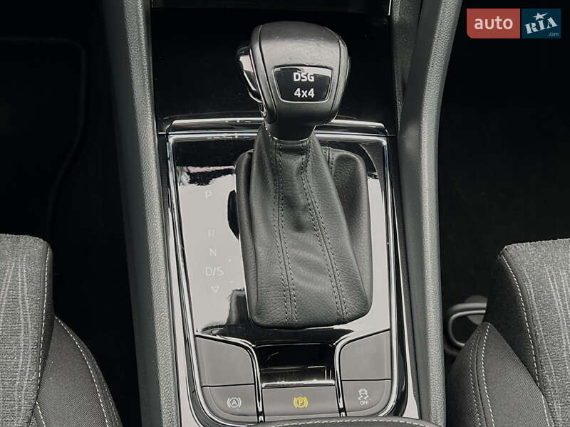 Внедорожник / Кроссовер Skoda Karoq 2021 в Луцке