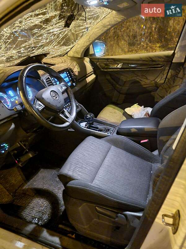 Внедорожник / Кроссовер Skoda Karoq 2018 в Харькове