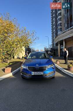 Внедорожник / Кроссовер Skoda Karoq 2021 в Киеве