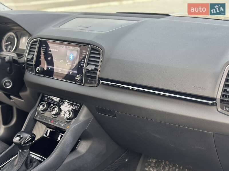 Позашляховик / Кросовер Skoda Karoq 2018 в Києві