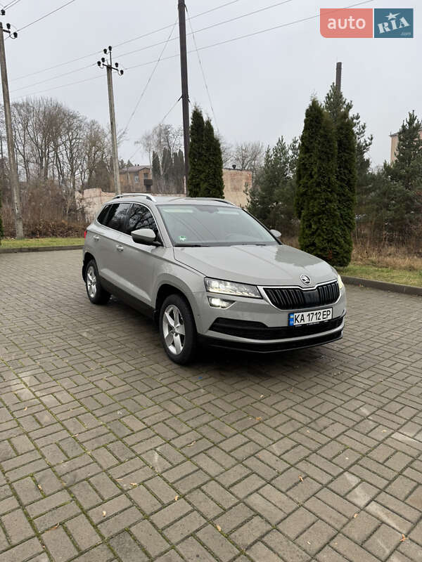 Внедорожник / Кроссовер Skoda Karoq 2018 в Киеве