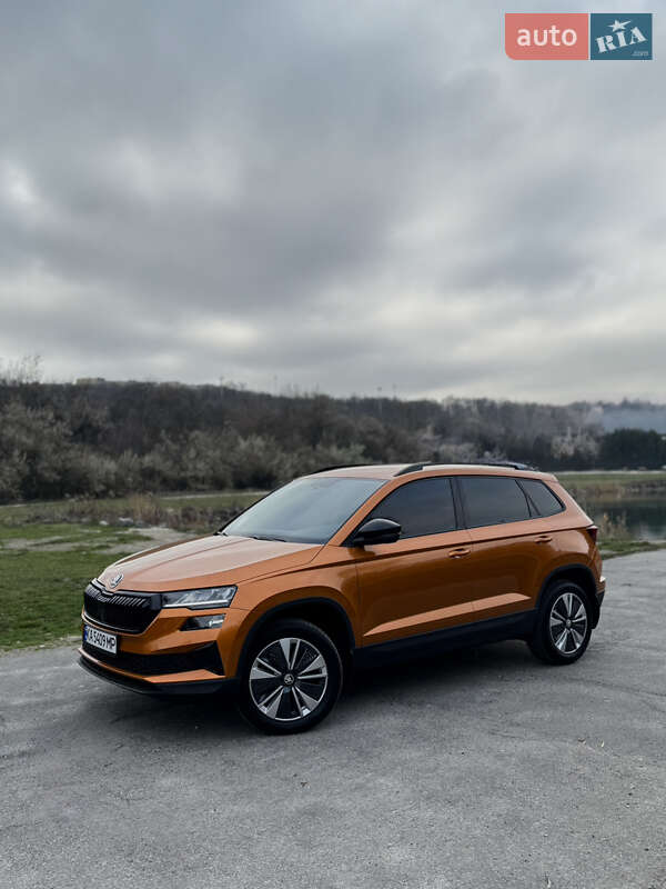 Внедорожник / Кроссовер Skoda Karoq 2024 в Днепре