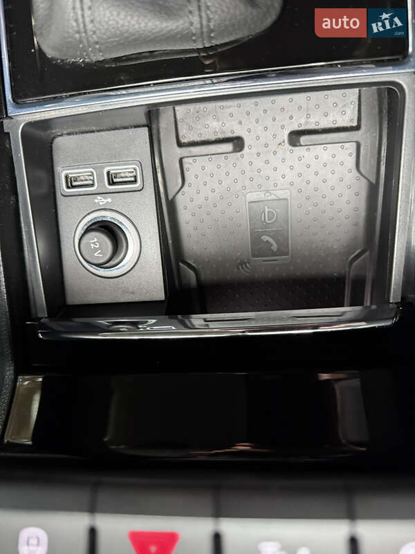 Внедорожник / Кроссовер Skoda Karoq 2020 в Ровно