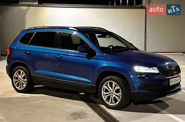 Внедорожник / Кроссовер Skoda Karoq 2021 в Киеве