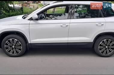 Позашляховик / Кросовер Skoda Karoq 2023 в Києві