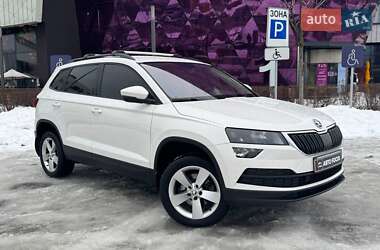 Внедорожник / Кроссовер Skoda Karoq 2018 в Киеве