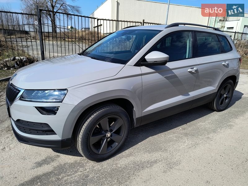 Внедорожник / Кроссовер Skoda Karoq 2018 в Киеве